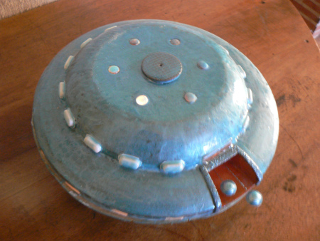 UFO-90-Maquette-mini.JPG
